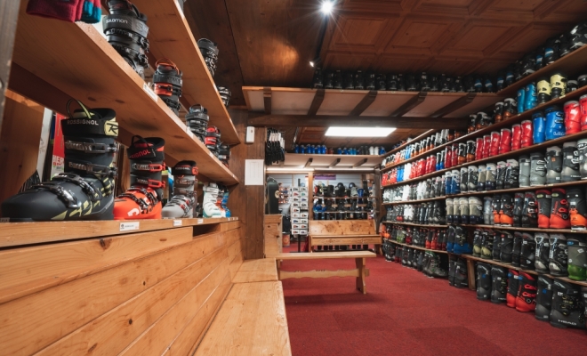 Ski Hire Les Gets | Quality Ski Equipment Rental Store